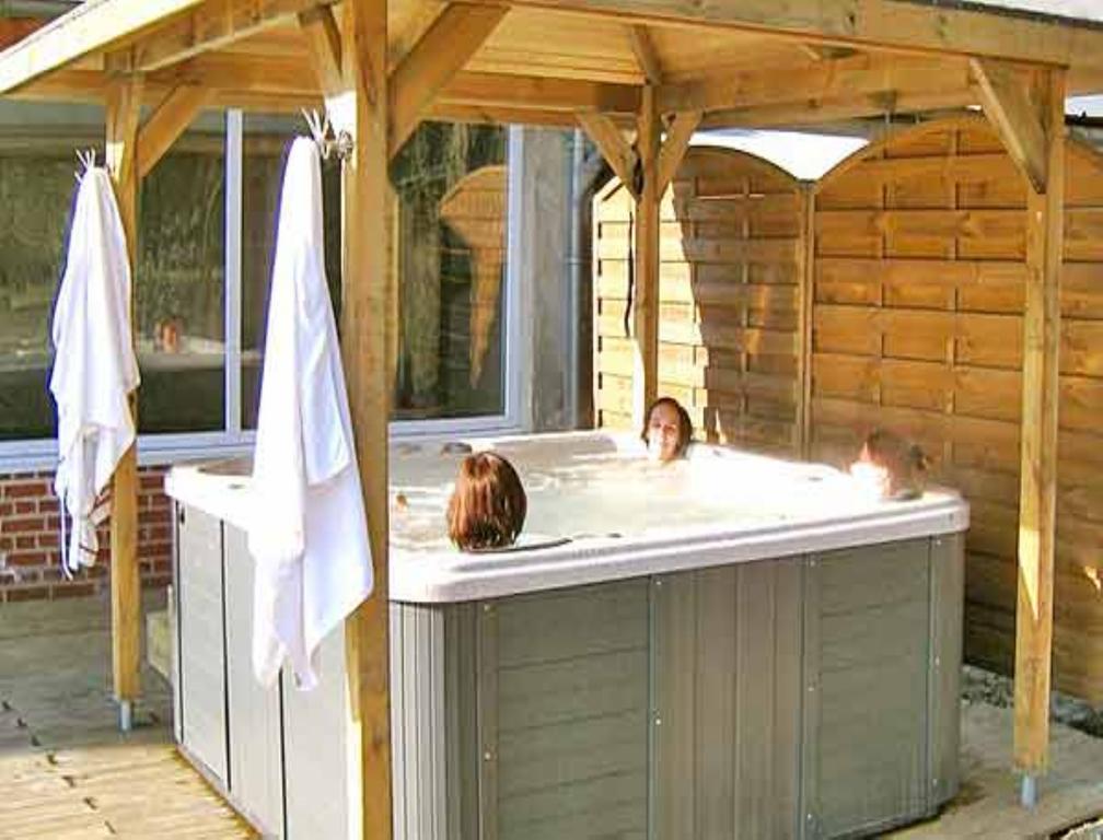 Chambres d'Hotes Spa Château d'Omiécourt Extérieur photo